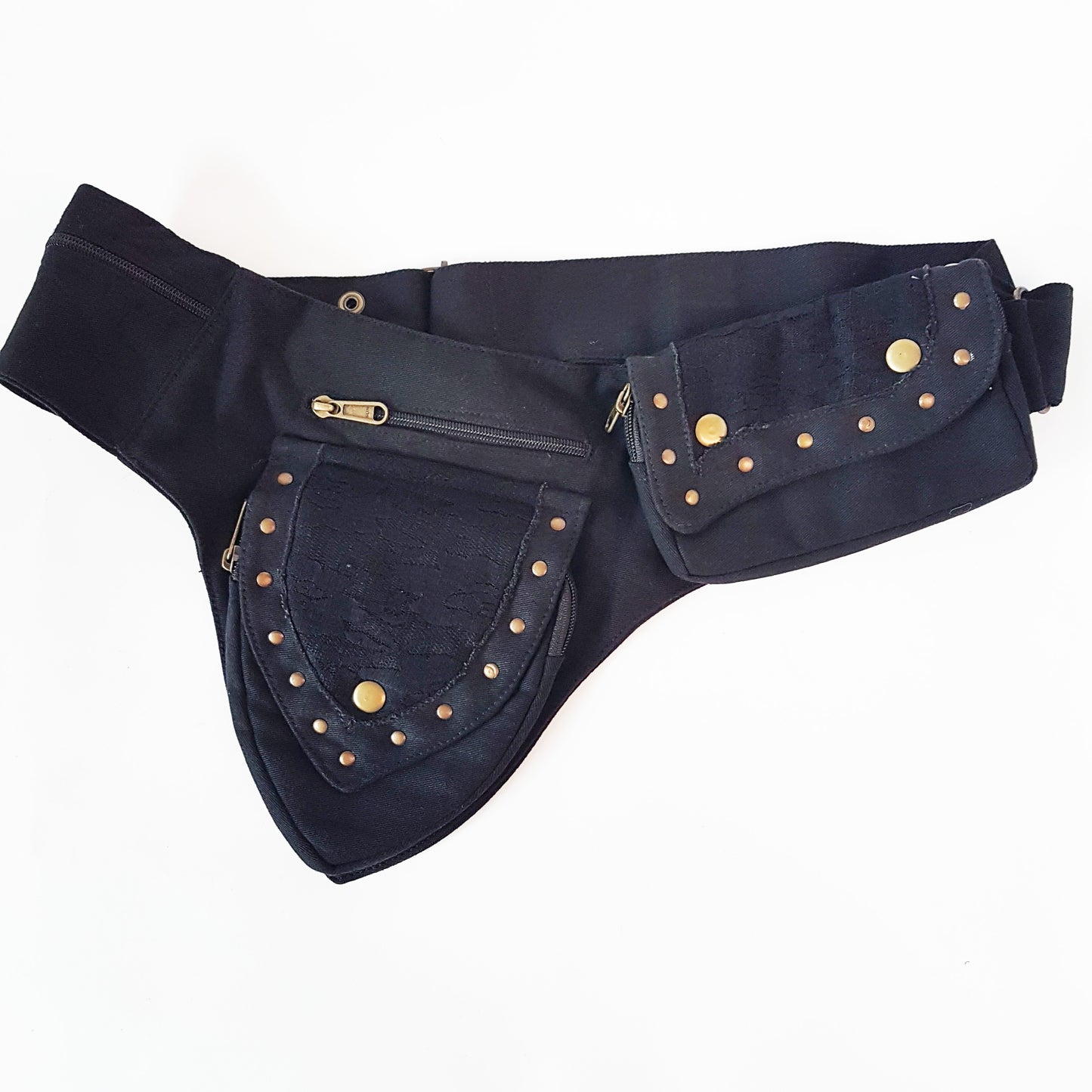 Ceinture rave de festival utilitaire. Sac banane taille-hanche-noir. Réglable à 48 pouces. Vêtements de danse rave avec détails en dentelle. 5 poches zippées.