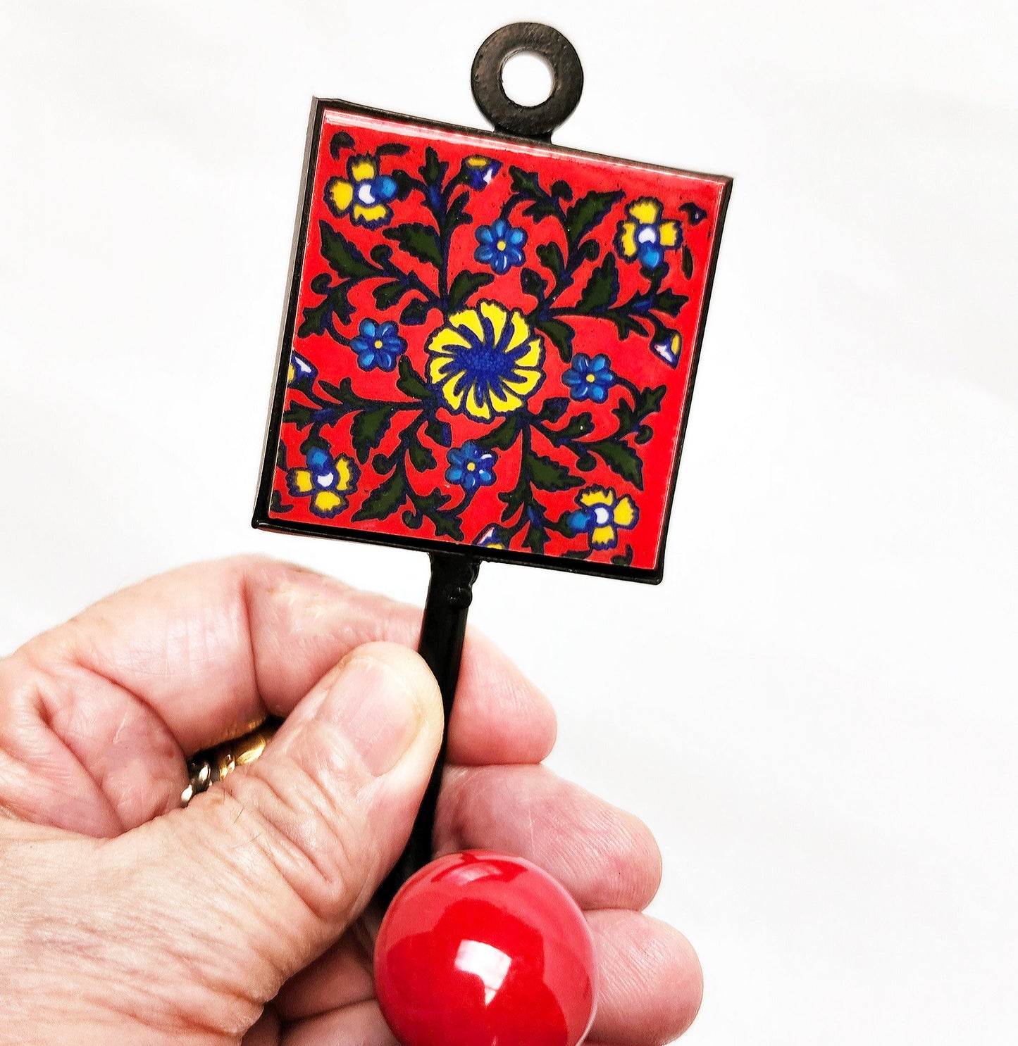Set of 4 Scarlet Garden Collection Home Decor Wall Hooks.