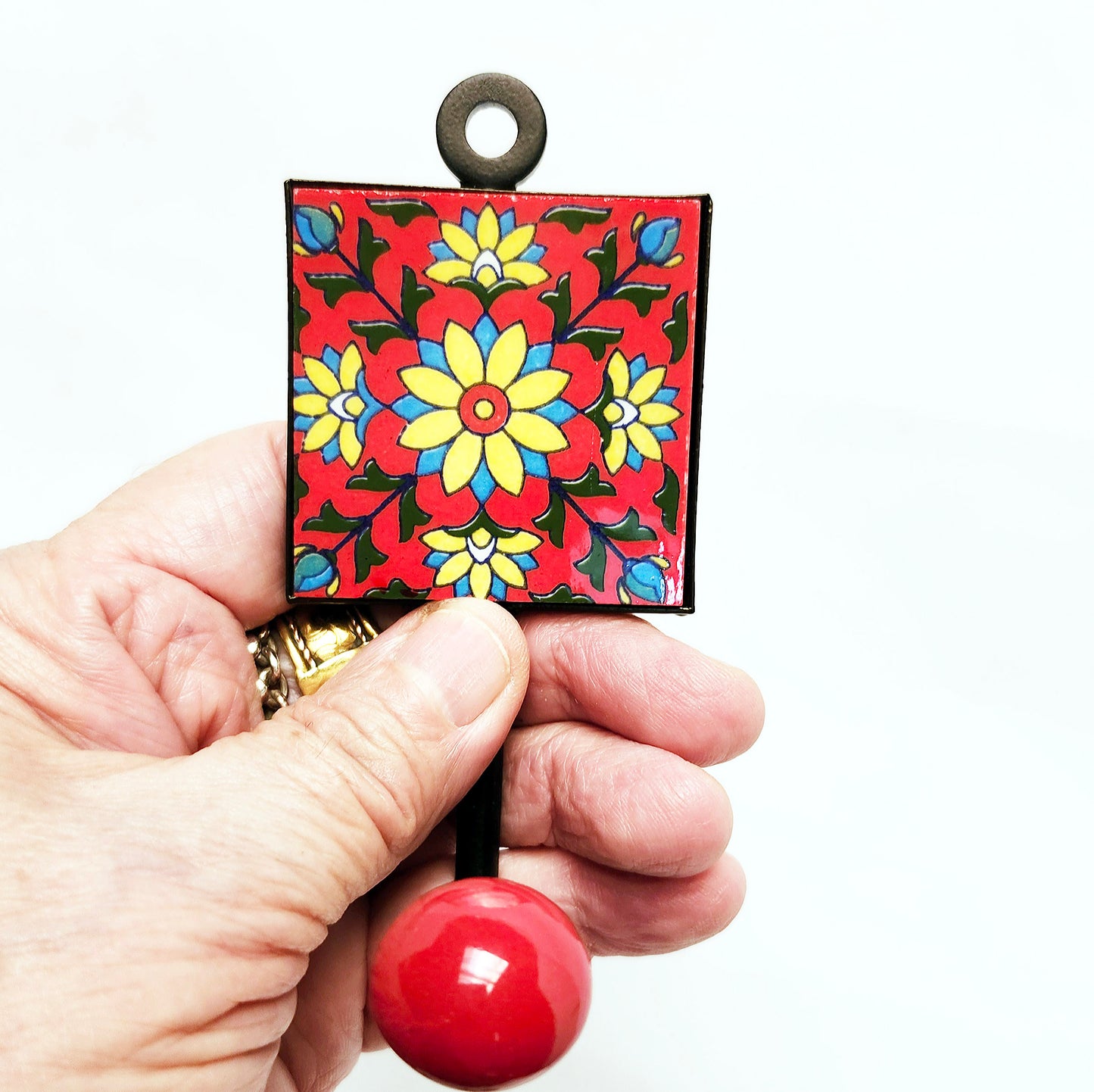 Set of 4 Scarlet Garden Collection Home Decor Wall Hooks.