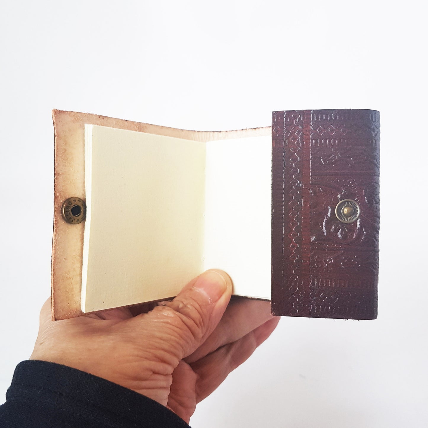 Set of 3 mini leather jotter booklets for purse and bag. Mini blank notebook set of 3 pieces with handy snap closure. To do list, doodler.
