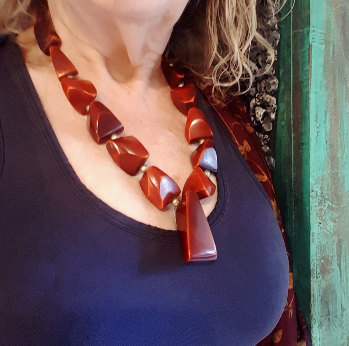 Vintage bohemian art deco pendant necklace 23 inches long. Polished Bauxite statement necklace with rich brown chunky beads. - Vintage India Ca