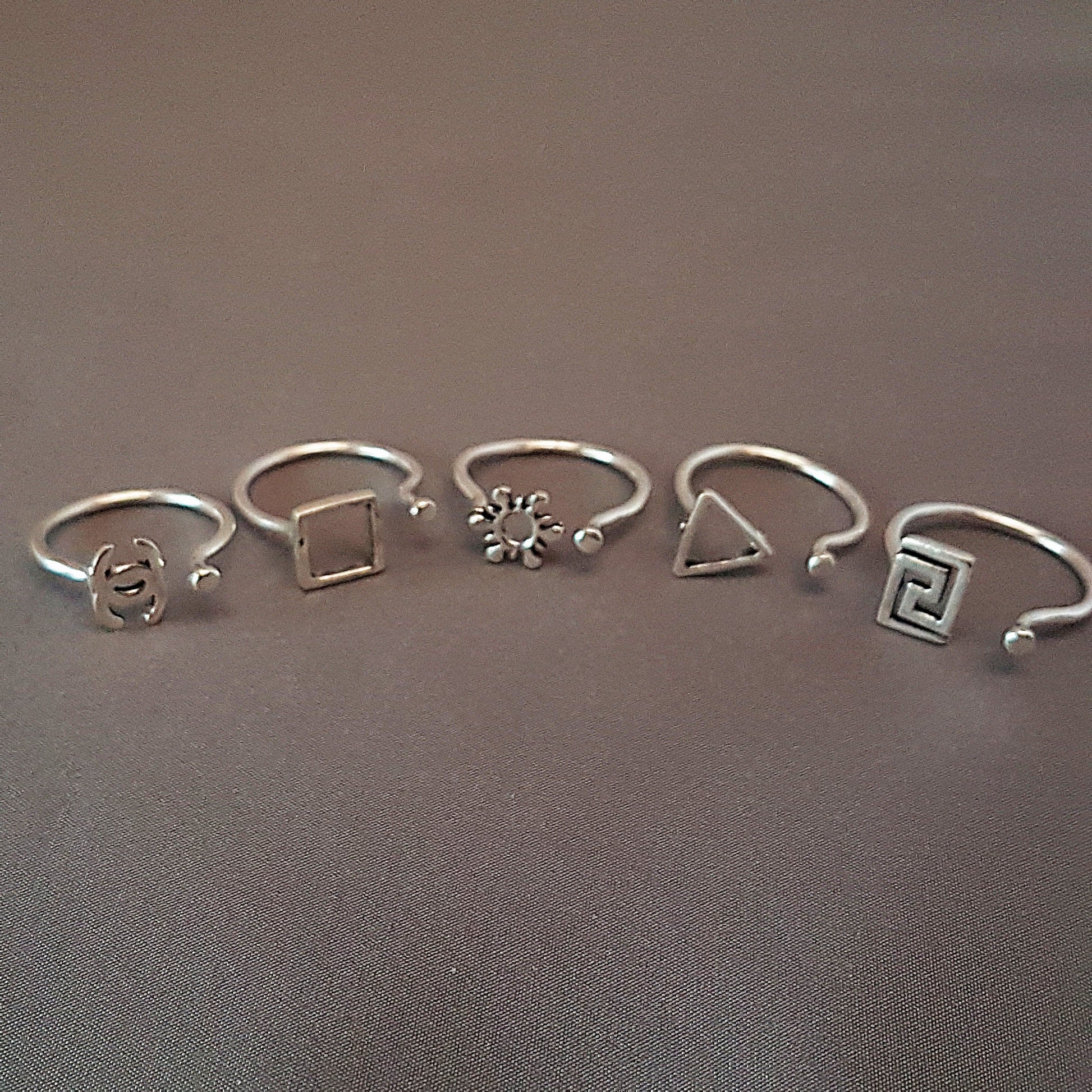 Dainty silver rings set of 5. Adjustable sizes Celtic design. Sun moon square triangle maze. Wear on thumb & all fingers or as knuckle ring. - Vintage India Ca