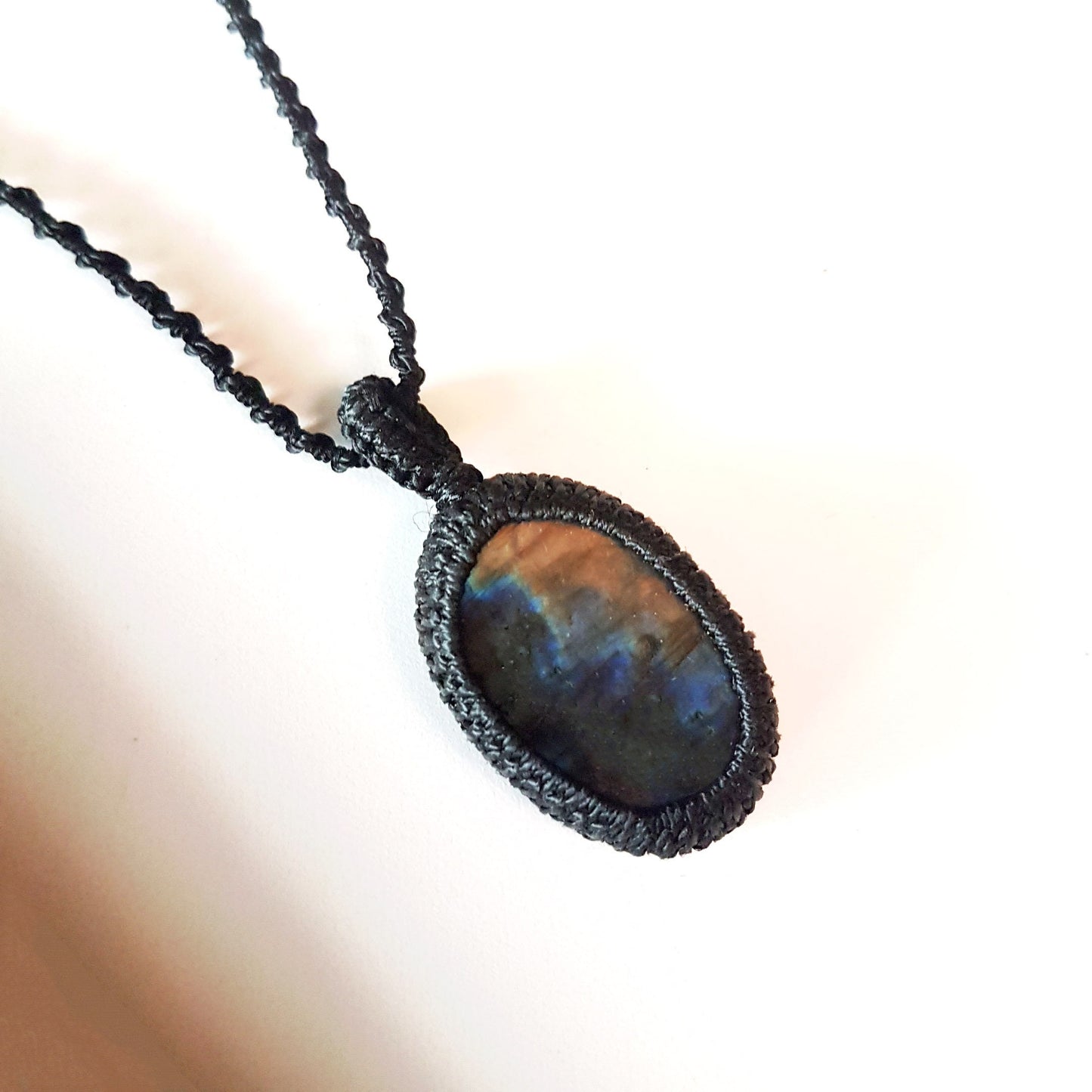 Gender neutral design labradorite pendant necklace. Hangs on a 20 inch black woven corkscrew knot cord. Adjustable length. Unisex jewelry. - Vintage India Ca