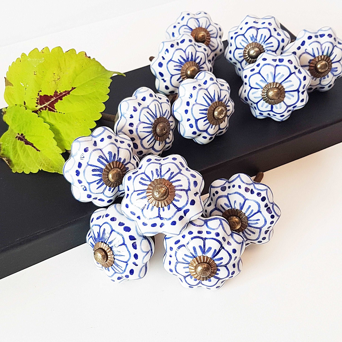Cabinet knob drawer pull set of 12 in blue & white Delft floral design.