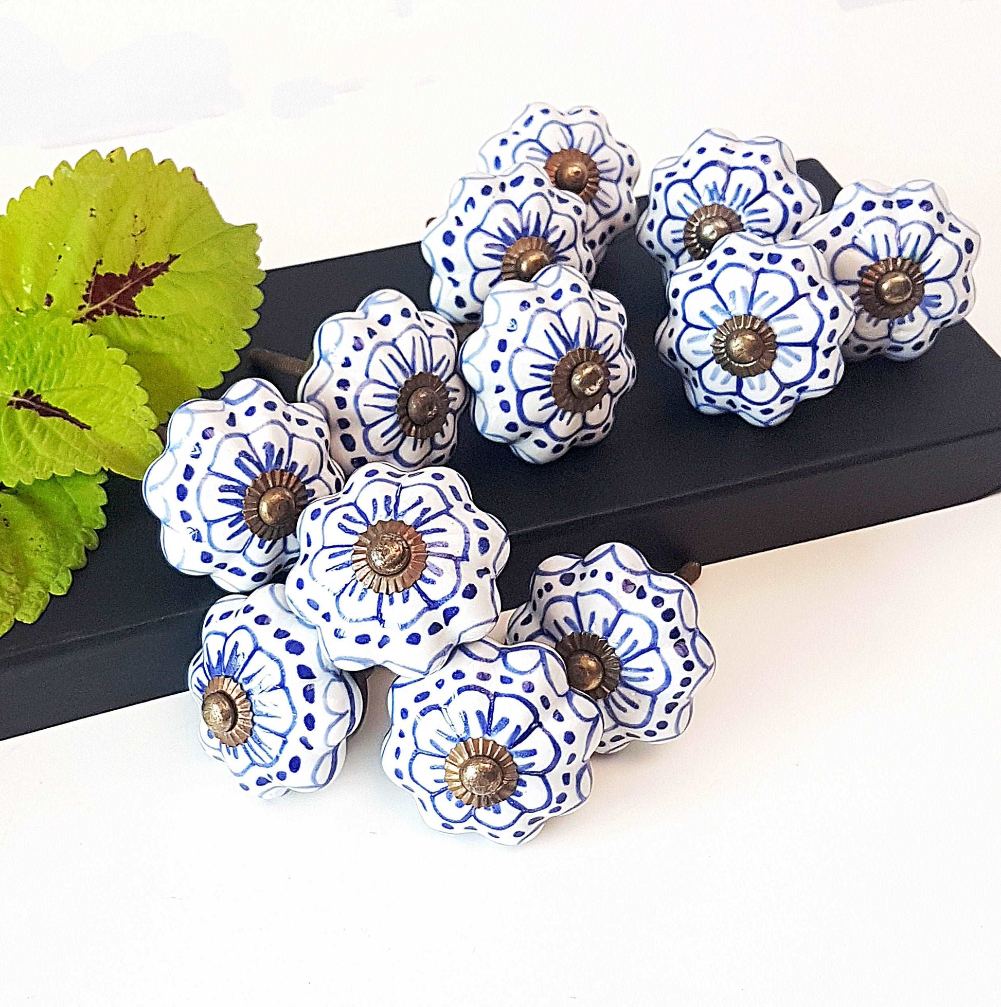 Cabinet knob drawer pull set of 12 in blue & white Delft floral design.