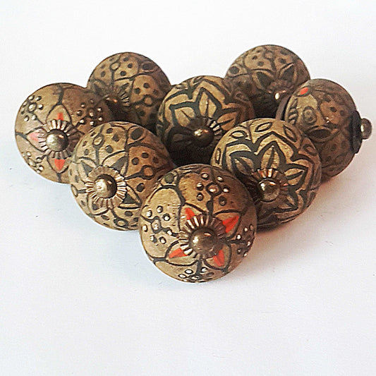 8 brown & black cabinet knobs drawer pulls. Sienna Rustica designer collection. Vintage look hand painted matte finish. Old world charm.