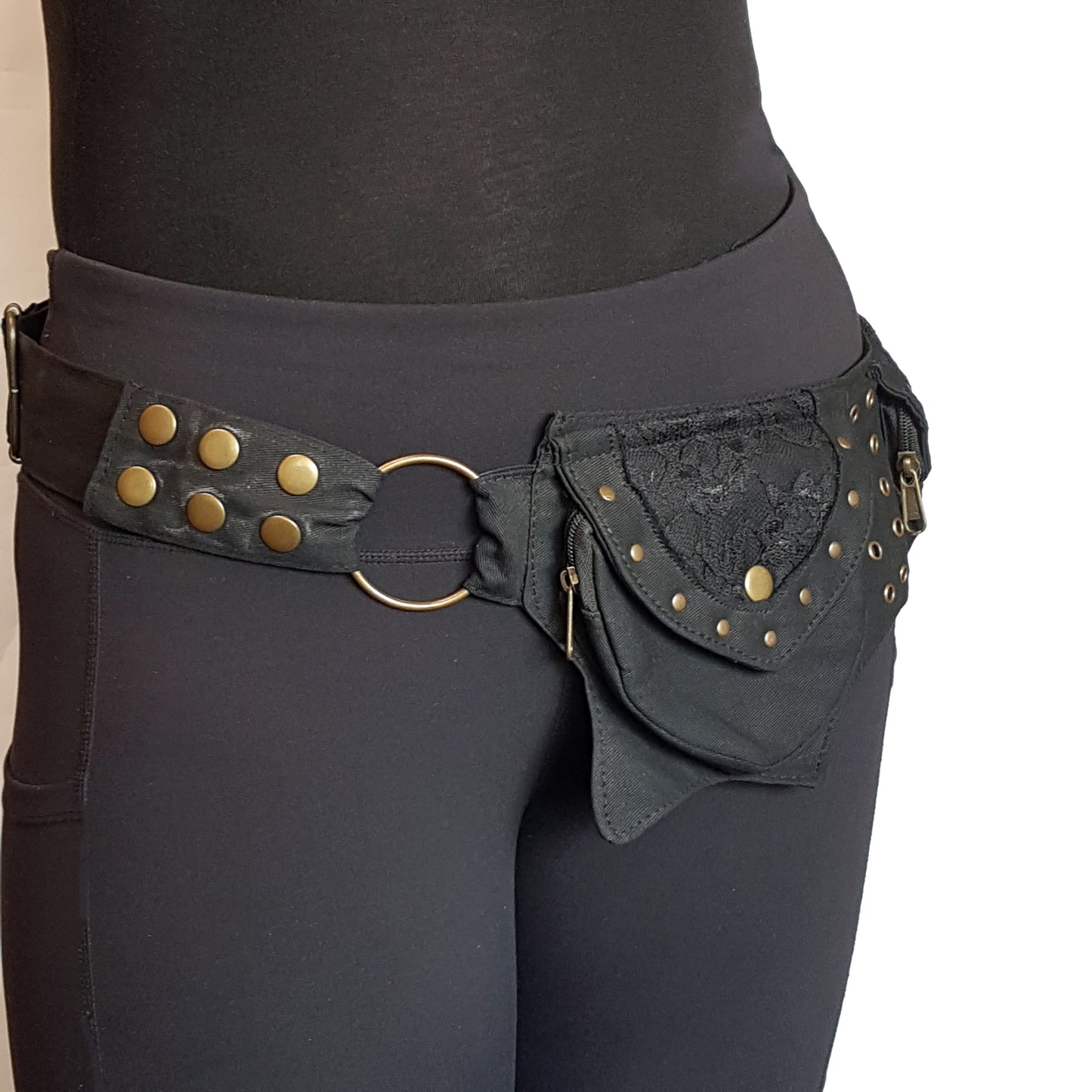 Utility pocket hip belt. Raven black. Adjusts to 48 inch waist/hip.