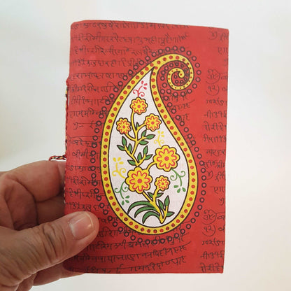 Blank notebook with red & white floral paisley design cover 4x6 inch. Use as sketchbook, bullet journal, diary. Premium handmade paper. - Vintage India Ca