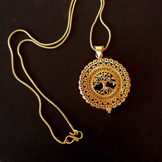 Bronze filigree tree of life pendant. Engraved gold disk shape tree pendant necklace. Gender neutral design. 1.75 inch diameter on chain. - Vintage India Ca