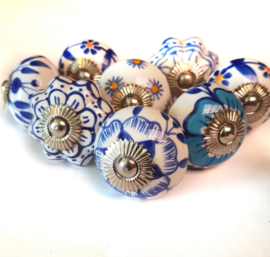 Handmade knob set of 8 pieces Dutch Delft collection - Vintage India Ca