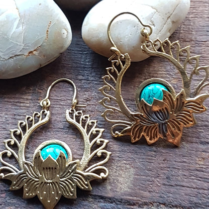 Stunning gold finish lotus flower earrings with labradorite stones. Esoteric and metaphysical theme jewelry. Large hanging earrings. - Vintage India Ca