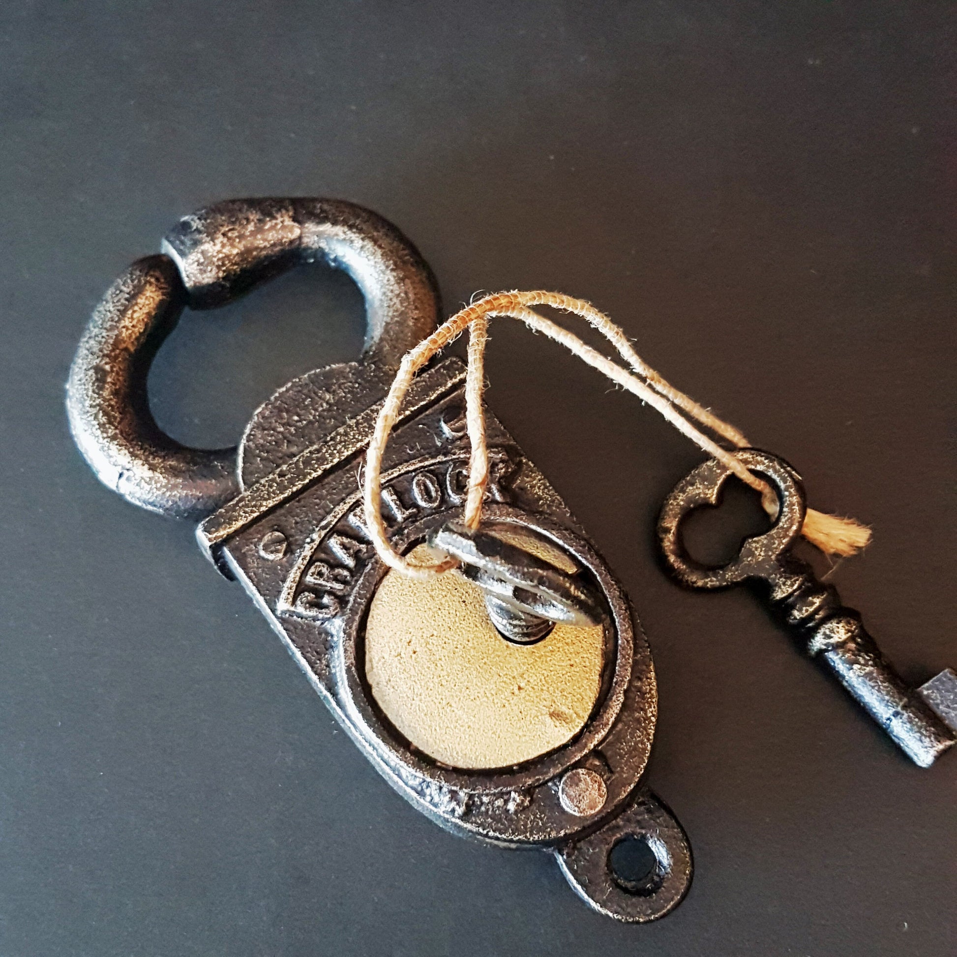 Pad lock antique look iron & bronze 2 key Crab lock. Functional lock with 2 keys.Collectible handmade lock in a vintage lobster claw design. - Vintage India Ca