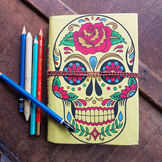 Yellow skull sketchbook jotter 5 by 7 inches with blank artisan paper pages. Colorful lemon gothic day of the dead sugarskull design diary. - Vintage India Ca